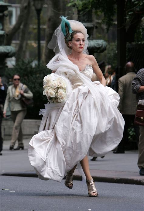 You Don T Choose Your Wedding Dress It Chooses You Carrie Bradshaw