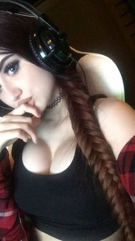 celestiavega sexy and cleavage pictures 18 pics sexy youtubers