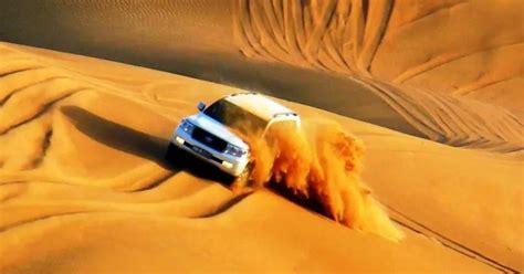 uitverkoop  december woestijnsafari dubai bbq ritje op een kameel   het zand getyourguide