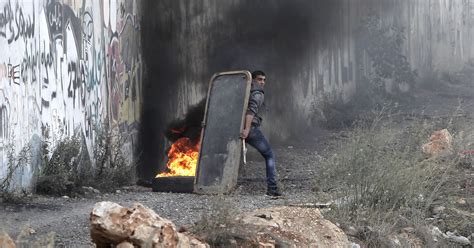 israeli attack viewed  political bonanza  hamas