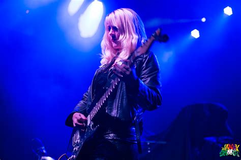 Crusty Anthems And Salty Sing Alongs The Distillers Return To Orange