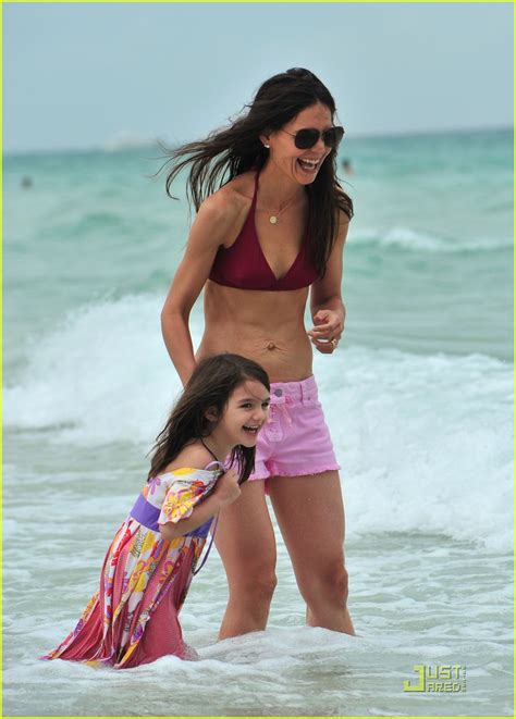 Katie Holmes Bikini Beach Time With Suri Photo 2553535