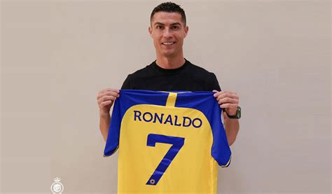 Watch Cristiano Ronaldo Unveiled As New Al Nassr Player In Front Of