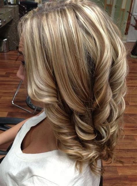 2021 popular long hairstyles with highlights and lowlights