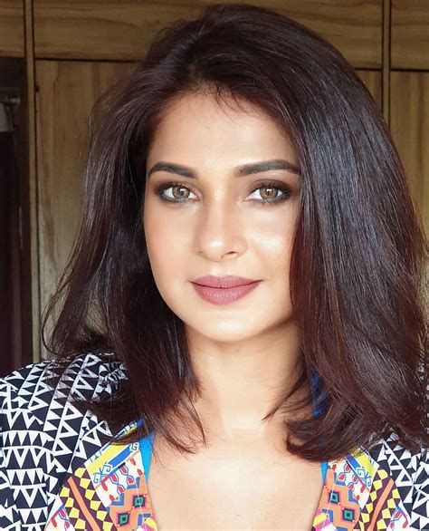 100 Jennifer Winget Latest Images Hd Photos New Pics