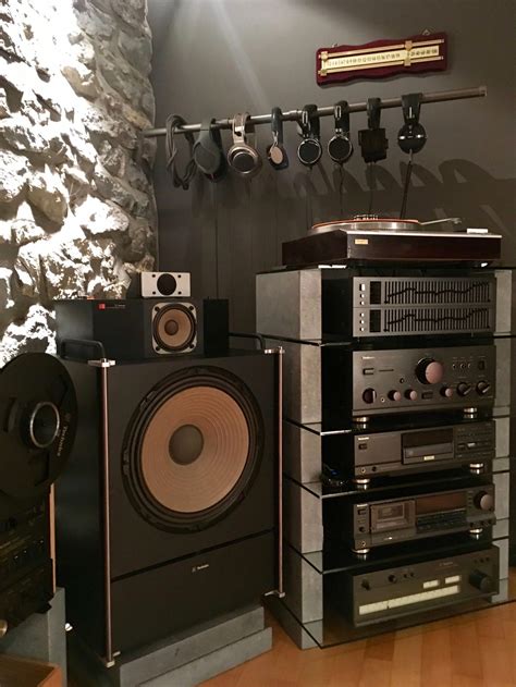 high  audio equipment brands highendaudioequipmentreviews decoracao  disco de vinil