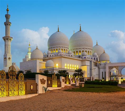 top   beautiful mosques   world