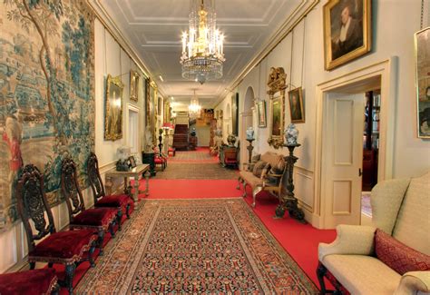 Inside Clarence House Prince Charles’ Home Entrance Hall Scene Therapy