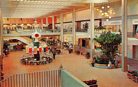 opened on april 10 1962 midtown plaza in rochester n y was the first downtown indoor mall