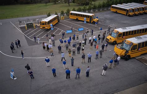 thomas built buses begins delivery  proterra powered electric school buses  virginia