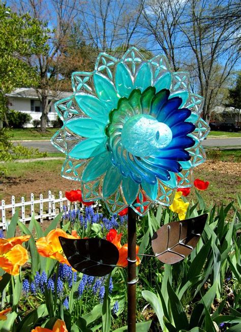 2177 Best Images About Glass Garden Yard Art On Pinterest Glass Art
