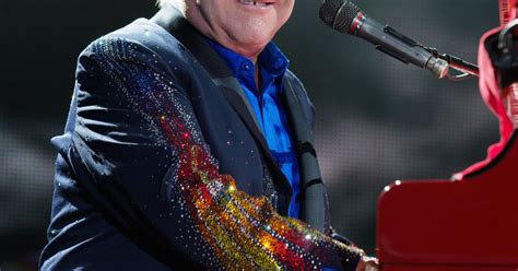 Elton John The Pope Is Wonderful Jesus Would Support Gay Marriage