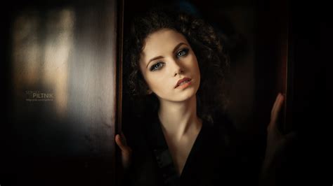 women model face portrait curly hair brunette wallpaper girls