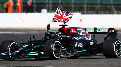 lewis hamilton heaps praise  silverstone fans  thrilling controversial victory