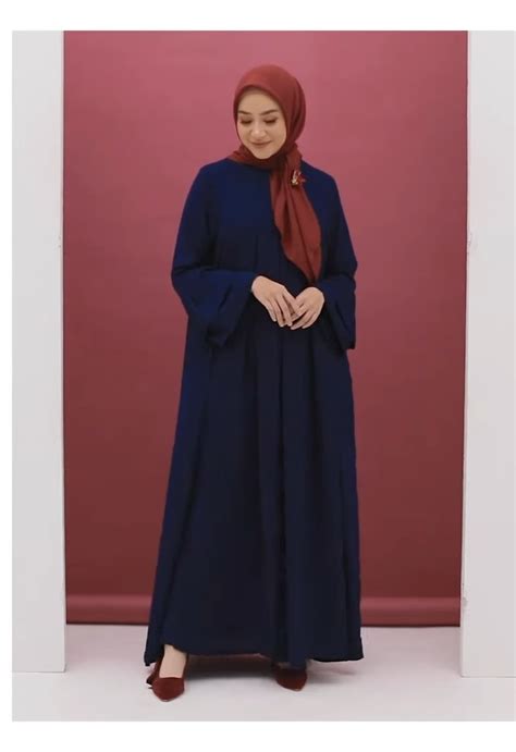berbagai warna jilbab  match  baju biru dongker