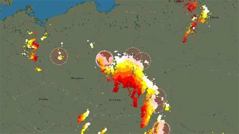 gdzie jest burza  polsce blitzortung  mapa ktora pokazuje wszystkie wyladowania noizz