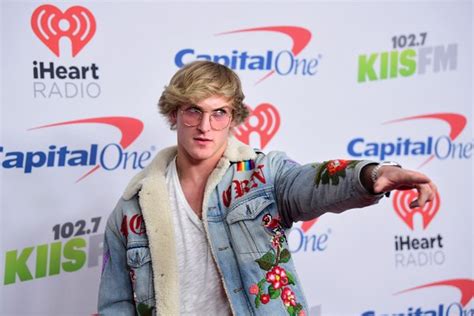 logan paul youtube star says posting video of dead body was