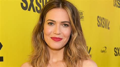The Inspiring Story Behind Mandy Moore’s New Tattoo 9style