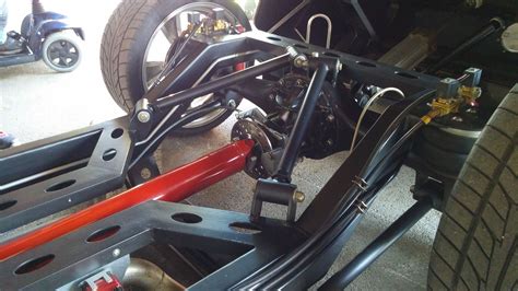 street rod chassis rear setup  airbag suspension   goodguys rod show  columbus ohio