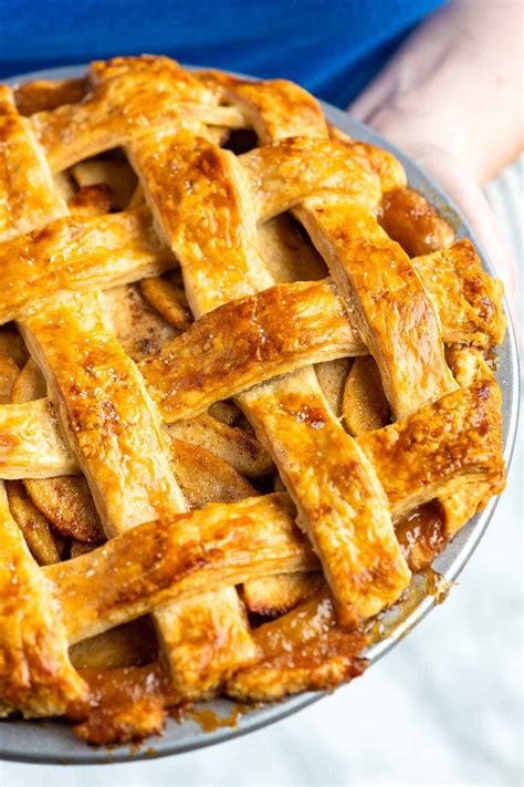 Our Favorite Apple Pie Karinokada