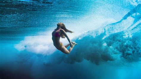 wallpaper surfing girl sea underwater sport 11223