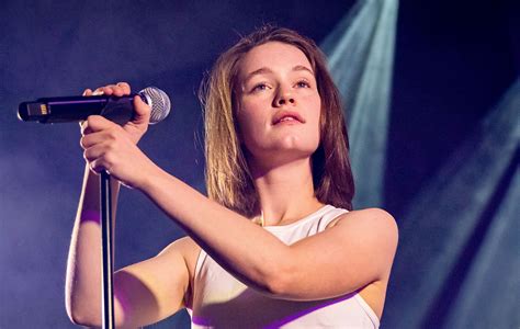 sigrid sigrid explodes into the pop scene with her debut album 34th