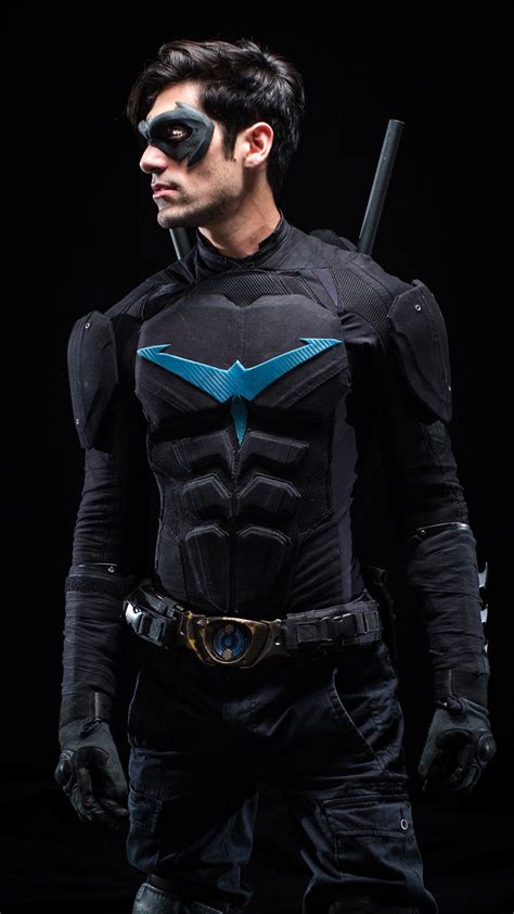 Thoughts On This New Nightwing Costume Nightwing