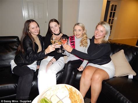 sassy minx throwing divorce parties for women daily mail