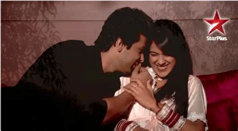 Top 10 Romantic Scenes In Indian Tv Serials Latest Articles Nettv4u