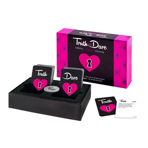 Truth Or Dare Erotic Couple S Edition En World Of Risque
