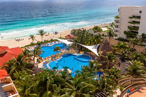 gr solaris cancun review    expect   stay