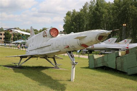 tu  strizh  soviet pilotless reconnaissance drone    pyrenees france