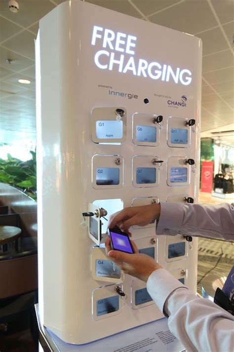 Trade Show Display Ideas 2016 Trends Fastsigns Phone Charging