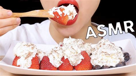 Asmr Strawberriesandwhipped Cream 딸기 생크림 먹방🍓☁️ Youtube