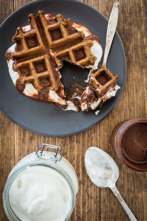 Vegan S Mores Waffles With Sugar Free Marshmallow Fluff