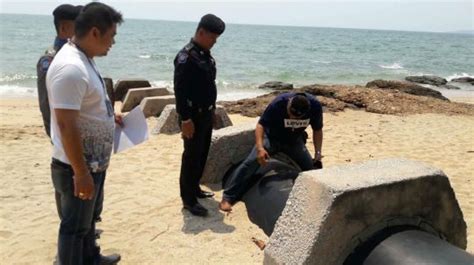 tourists facing jail for having sex on dongtan beach in
