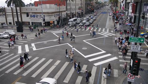 simple change transformed   las busiest intersections     safest gizmodo