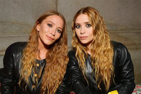 Mary Kate And Ashley Olsen Wear Matching Leather Outfits To The Met