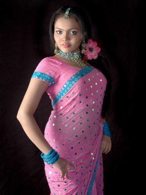nikhisha hot tamil actress sexy item dancer seducing in