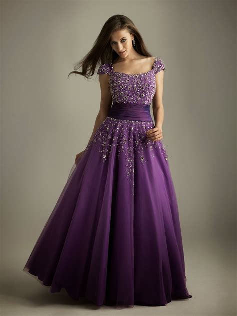 prom dress gowns charming   prom dresses gowns fashion