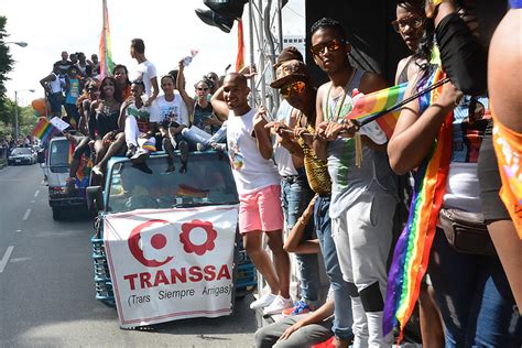 caravana orgullo gay 2015 acento do