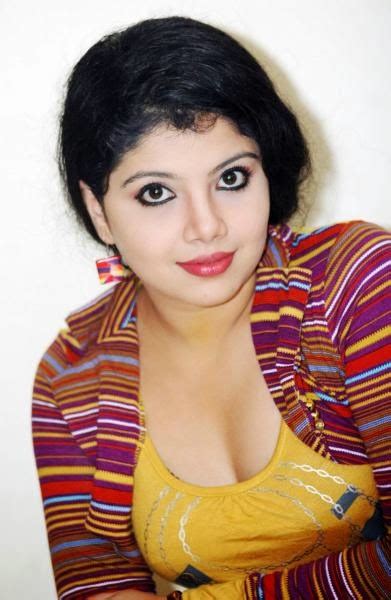 actress zone malayalam actress kripa latest hot seducing boob exposing sexy pics