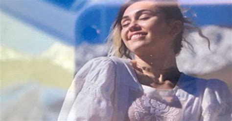 Miley Cyrus Secretly Married Billy Ray Cyrus Causes Social Media