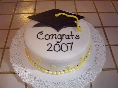 cool graduation cake ideas hative