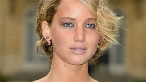 Artist Uses Leaked Nude Photos Of Jennifer Lawrence And Kate Upton For