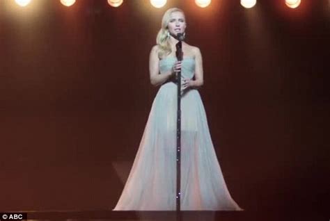 hayden panettiere showcases her sensational voice in new fame video clip for hit show nashville