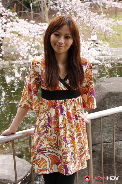 Cute Shiho Goto Exposes Her Undies In Public