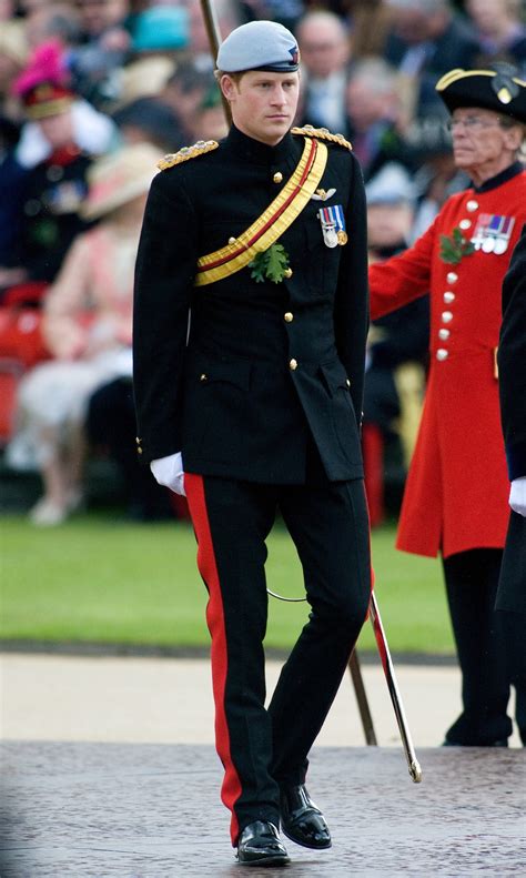 prince harry  uniform prince harry  hottest    young