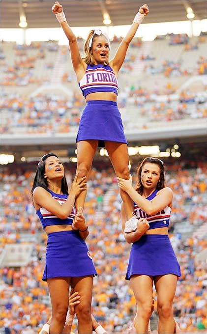 Girls Cheers University Of Florida Cheerleaders