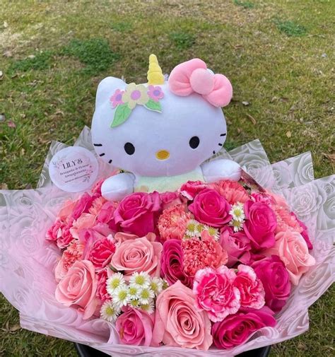 kitty flowers bouquet    kitty gifts pink